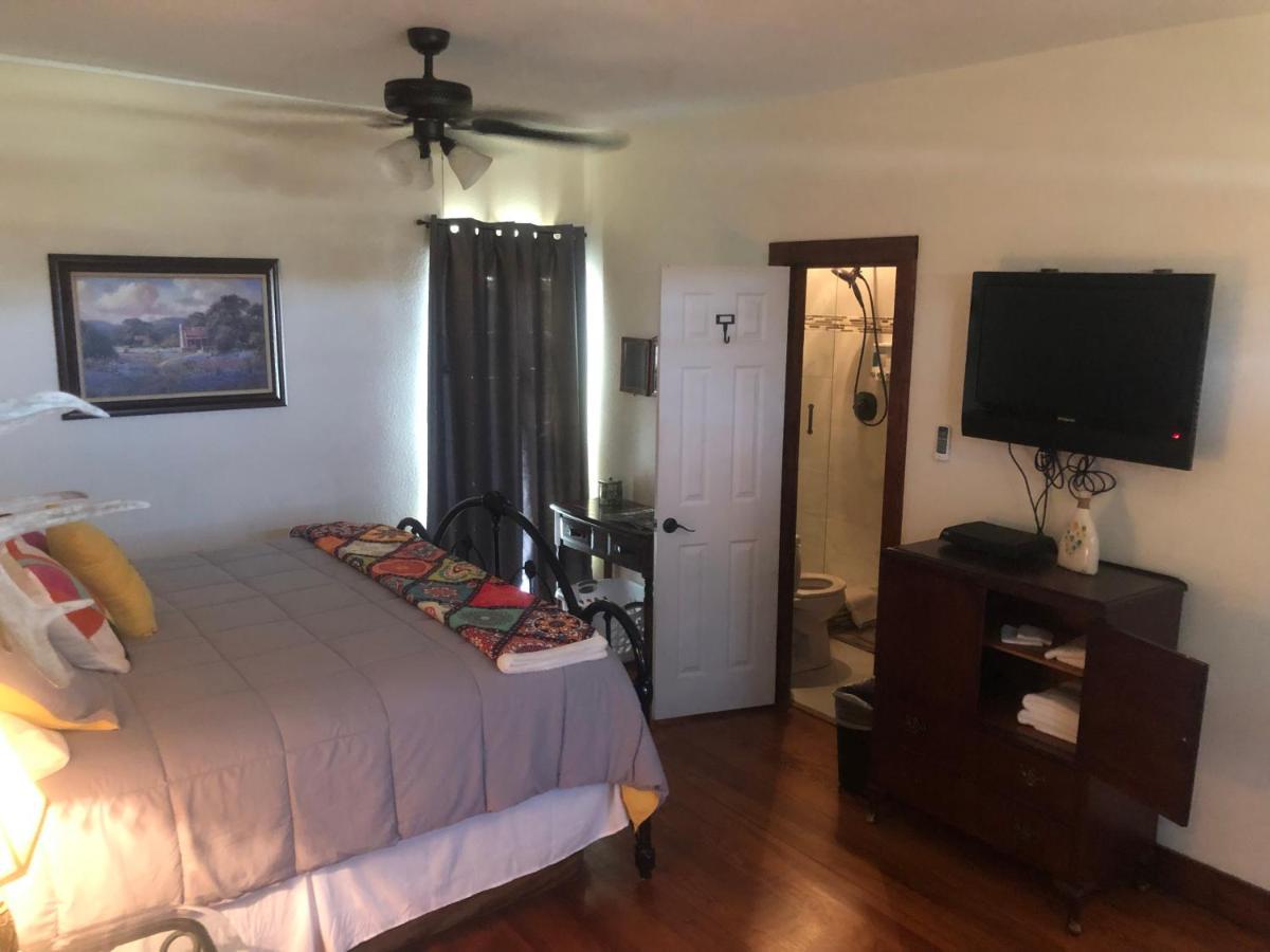 Dry Creek Bed & Breakfast Fredericksburg Ngoại thất bức ảnh